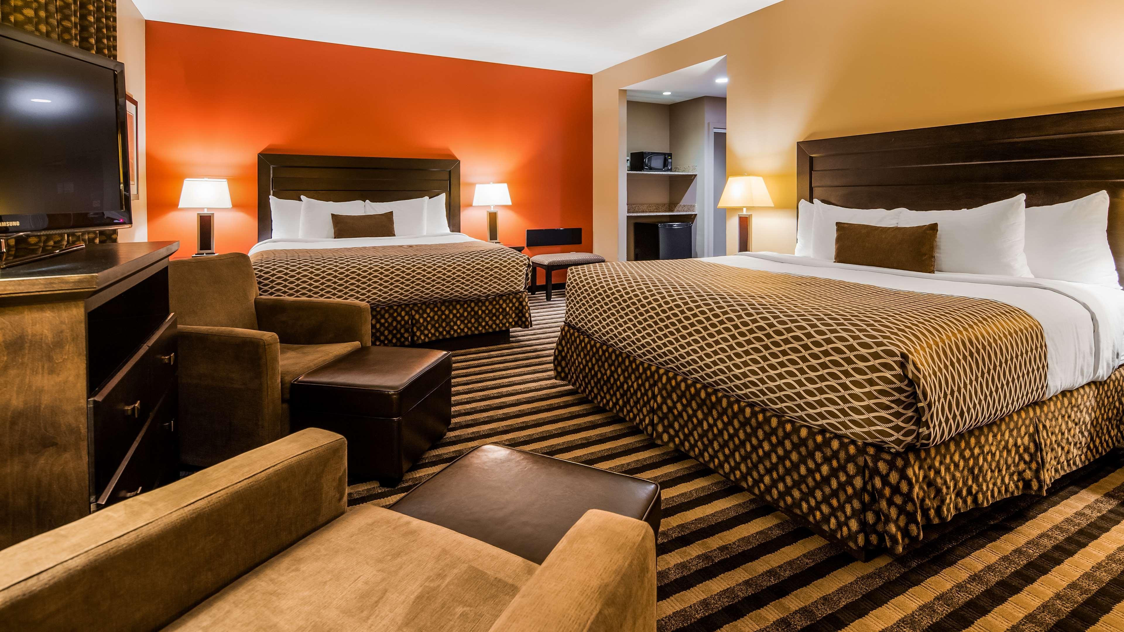 Hotel Western Blairmore Saskatoon