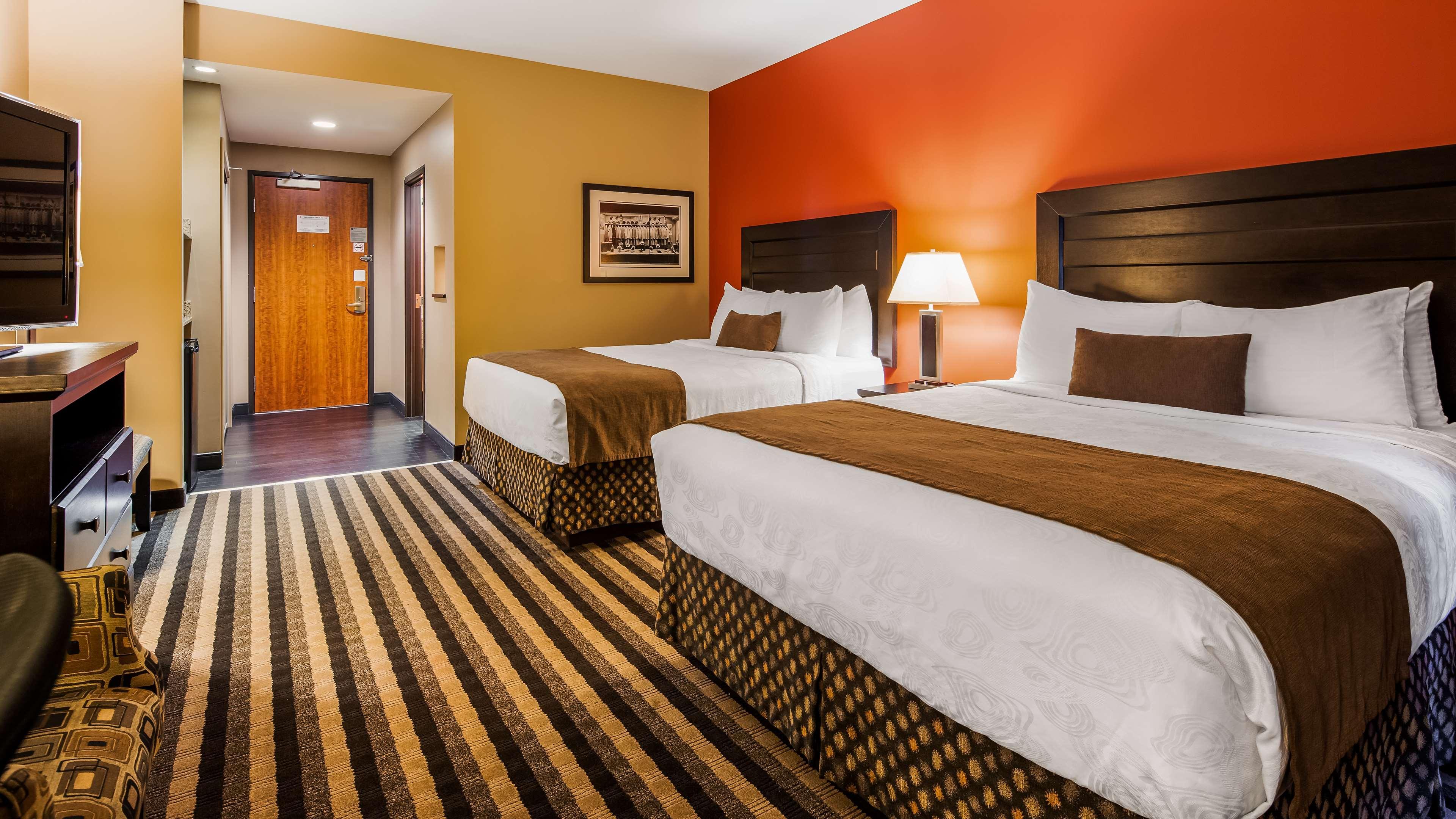 Western Blairmore Hotel 3*